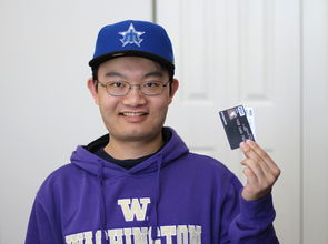 近日，一则关于女子将幼童关飞机厕所教育的新闻引起了广泛关注。据报道，该女子在飞机起飞阶段将幼童关进厕所，并在里面进行教育。这一事件引发了人们对家庭教育和公共场所行为的思考。